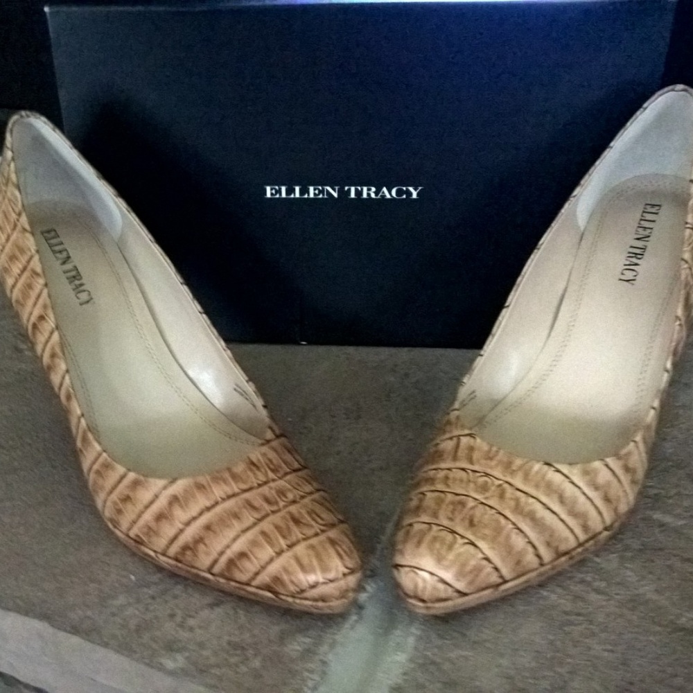 Ellen Tracy Faux Snakeskin - Picture 2 of 5